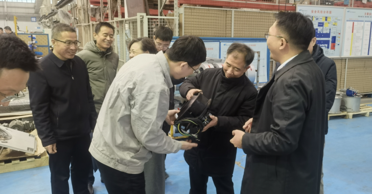 Z6��������ʱ���й����ٷ���վ